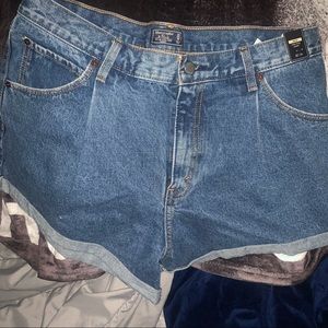 NWT Abercrombie and Fitch high rise jean shorts